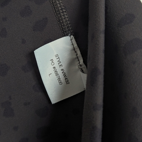 Vuori Grey Elm Dot Studio Seamless Leggings sz L - Picture 5 of 5